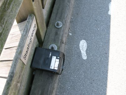 Silke Markefka und Nikolai Vogel: Nach der Grenze / Donnerstag, 31. Juli 2008, Grenz&uuml;bergang zwischen Burghausen und Ach, Grenze Deutschland/&Ouml;sterreich